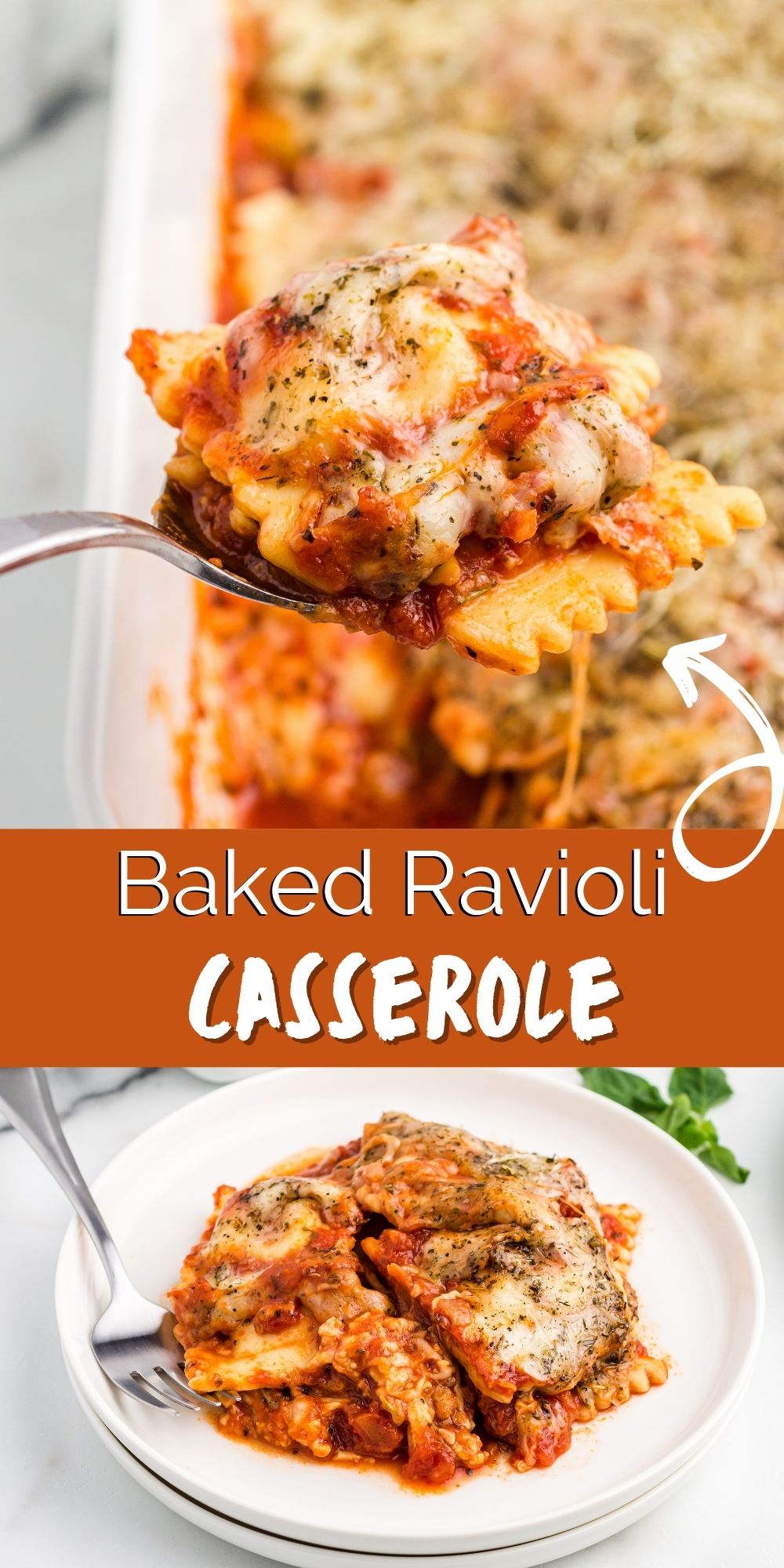 This Baked Ravioli Casserole recipe is just as great as lasagna, but much easier to make. Best yet? It can be made is about 30 minutes. via @familyfresh