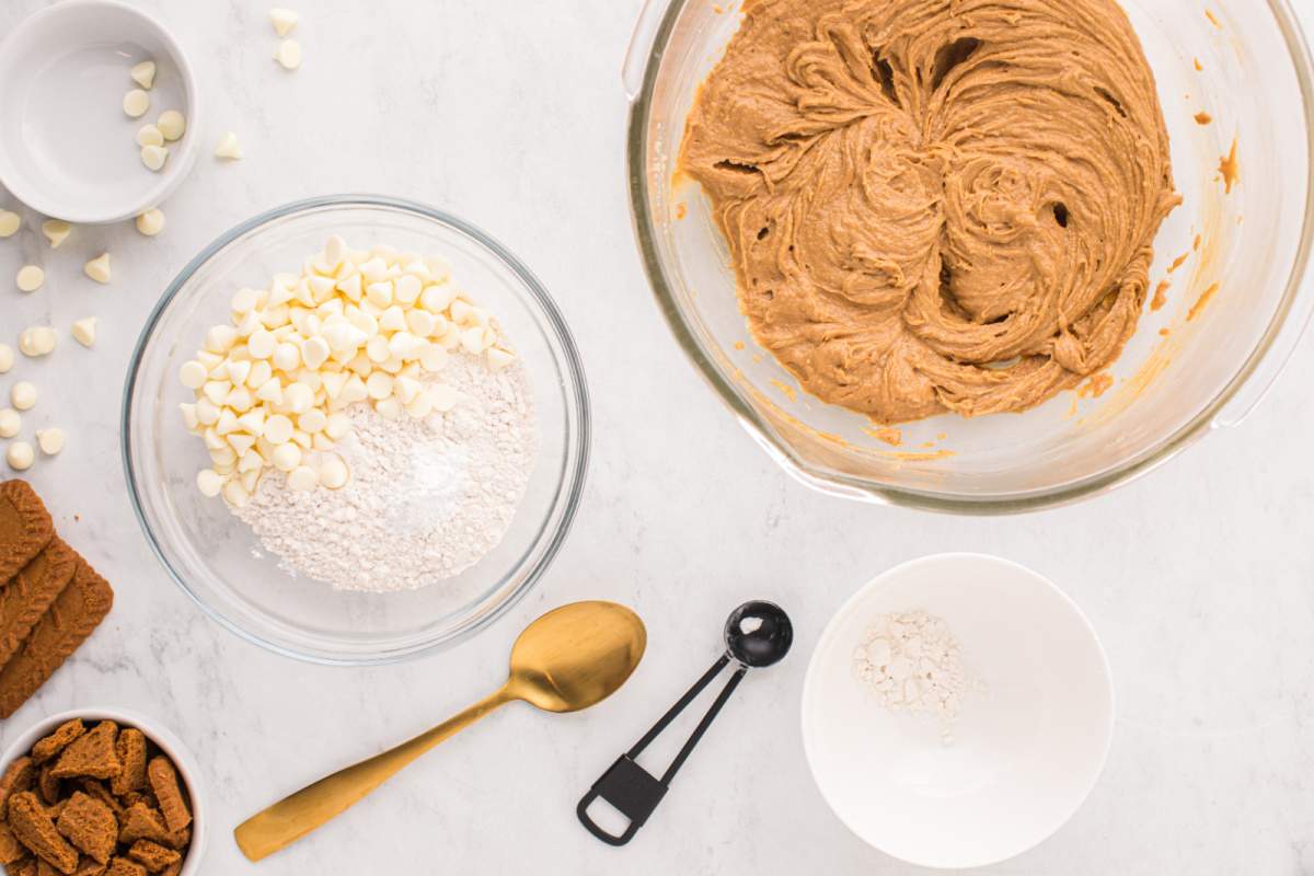 flour, white chocolate chips, and baking powder in a separate small bowl