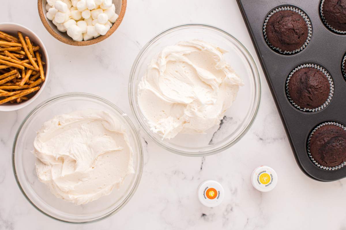 frosting in two bowls