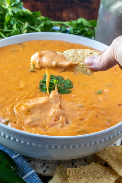 Copycat Chipotle Queso Dip Recipe - Family Fresh Meals