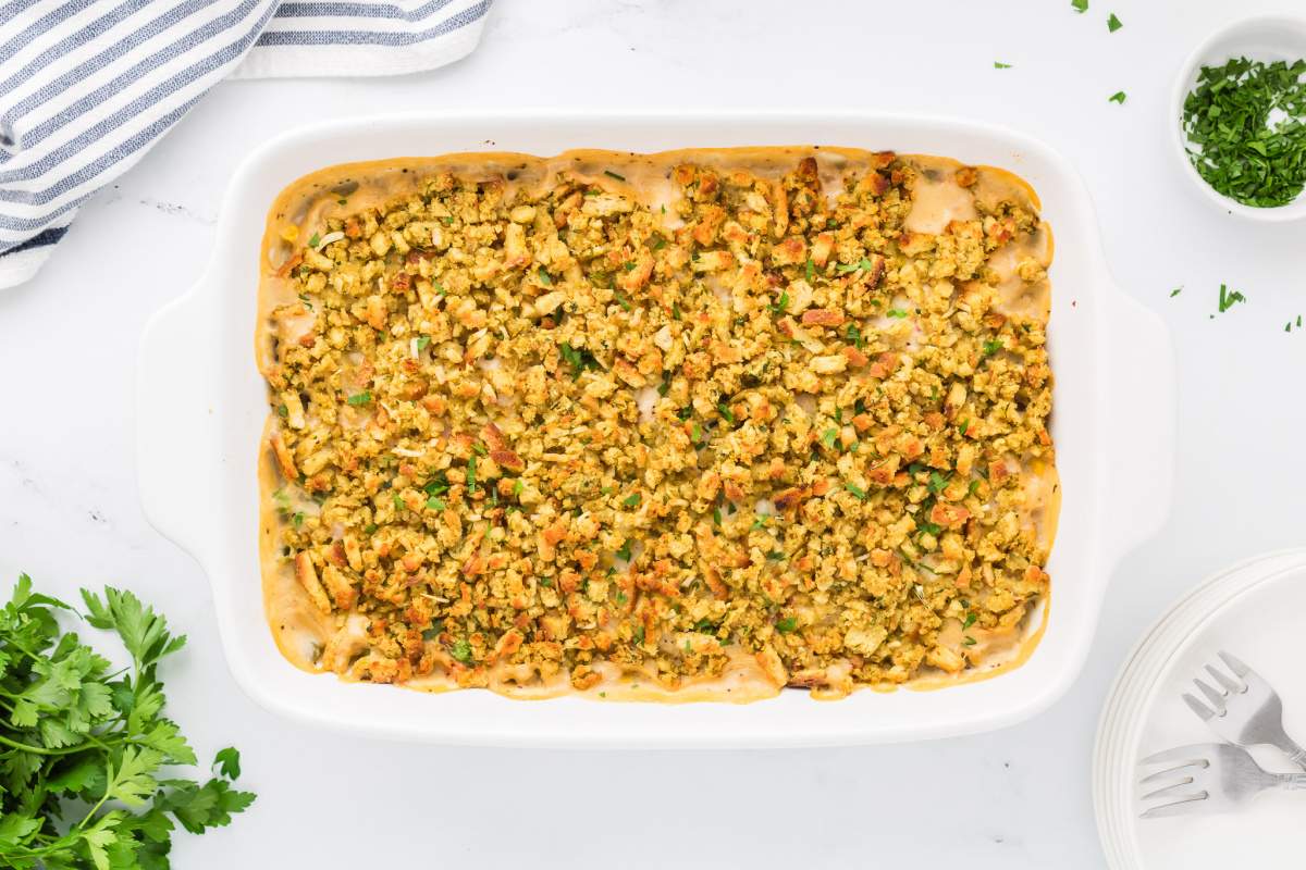 baked Easy Chicken Stuffing Casserole