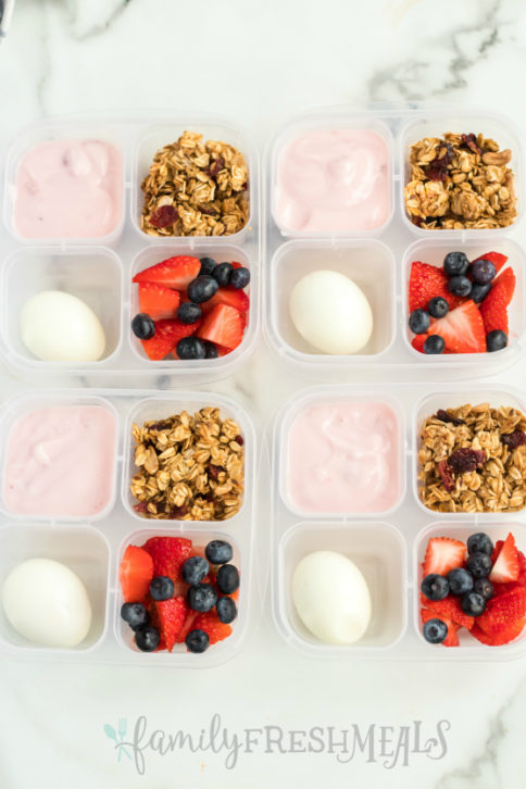 Easy Lunchboxes Yogurt Parfait Snack Box - Family Fresh Meals