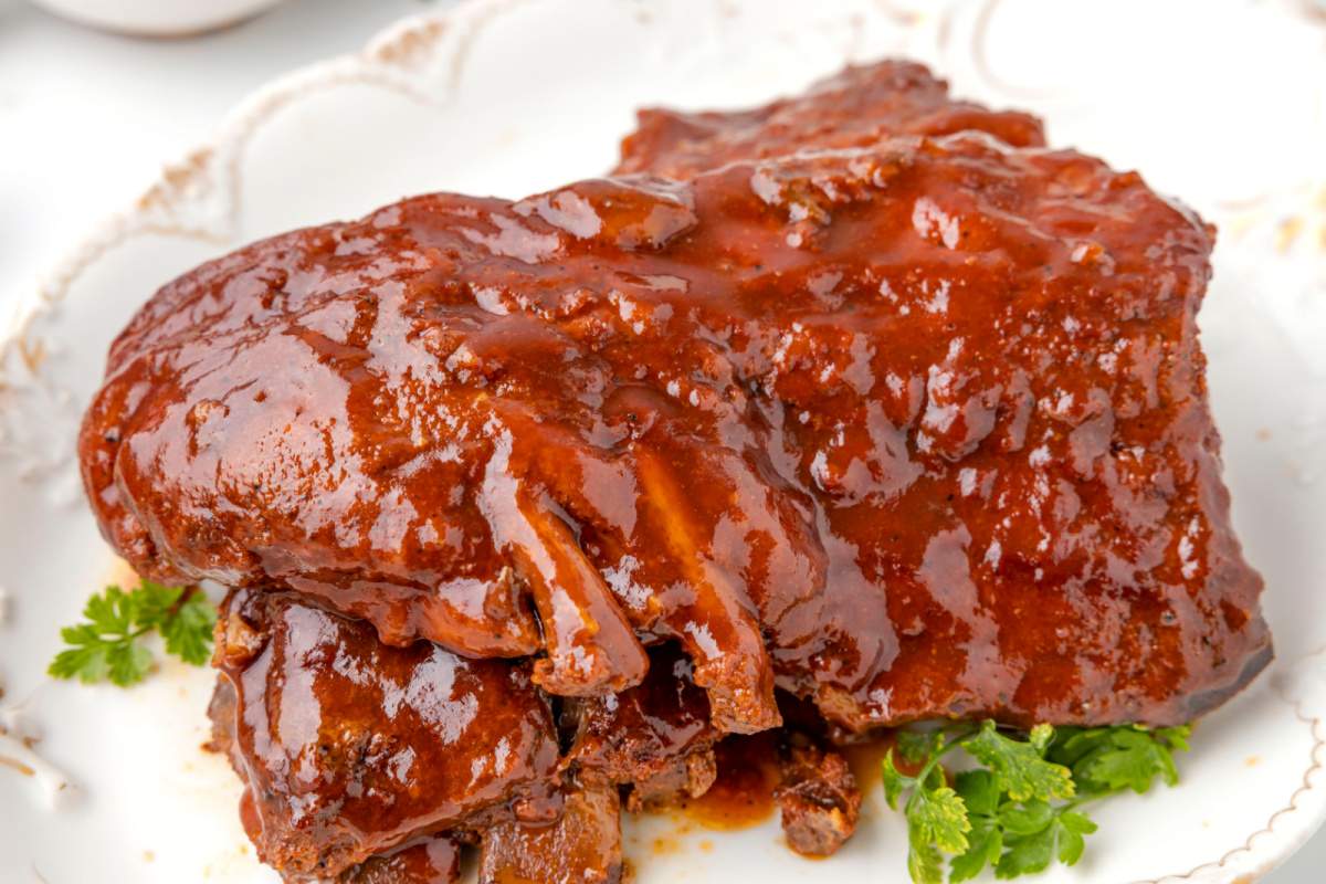 ribs on a plate