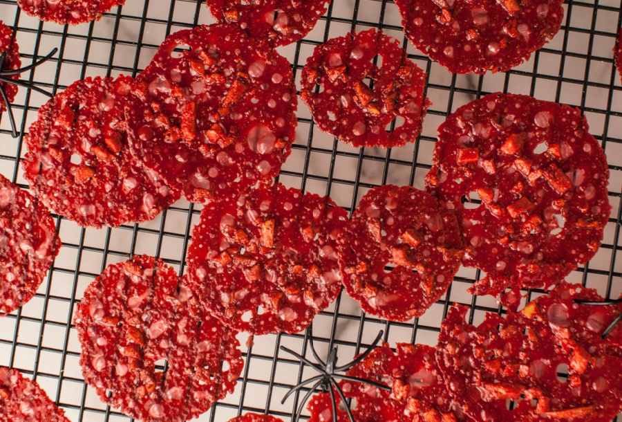 cookies on cooling rack