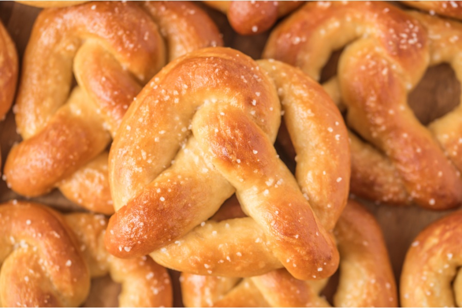 pile of cooked soft pretzels